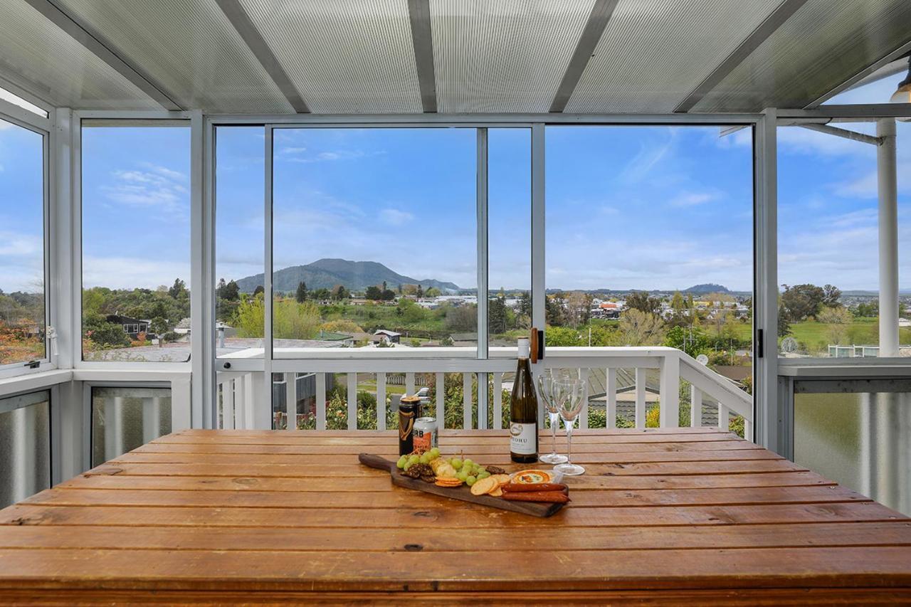 Woodward House Taupo Villa Exterior foto