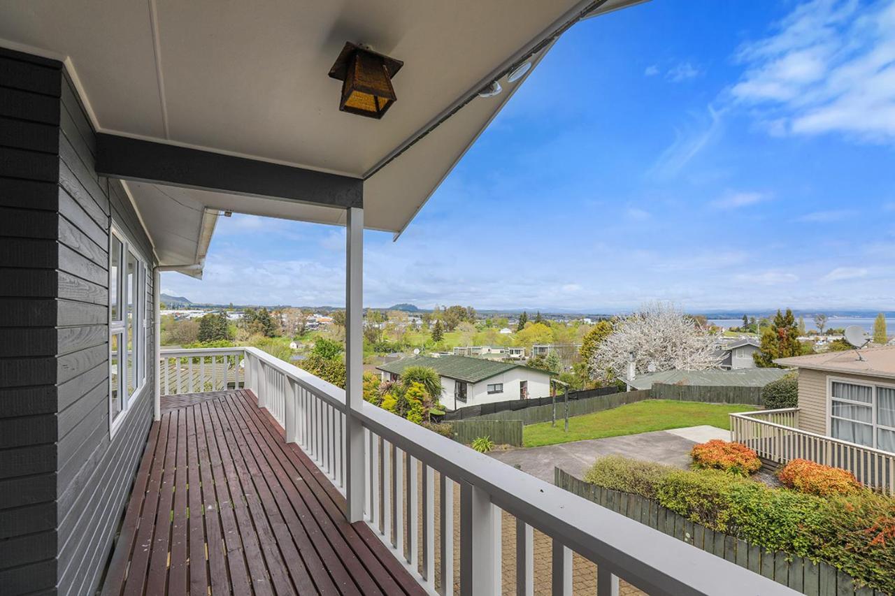 Woodward House Taupo Villa Exterior foto